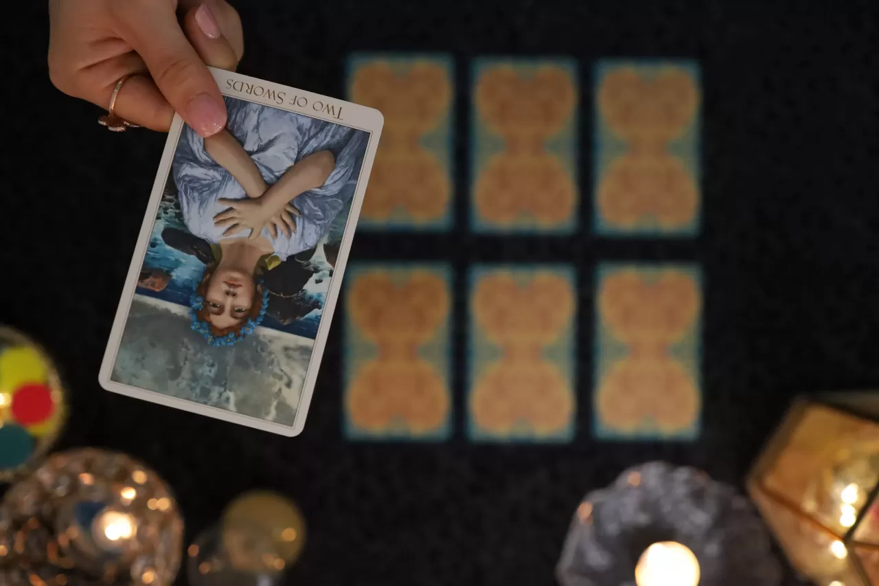 [23강] 타로 유튜브를 하기 위해 필요한 장비  thumbnail